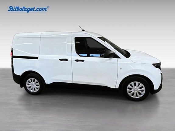 Ford Transit Courier 4 of 5