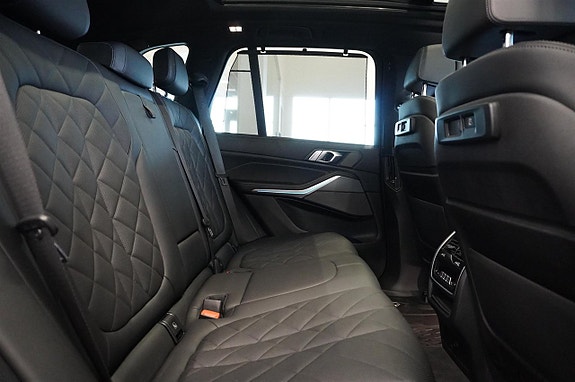 BMW X5 12 of 25