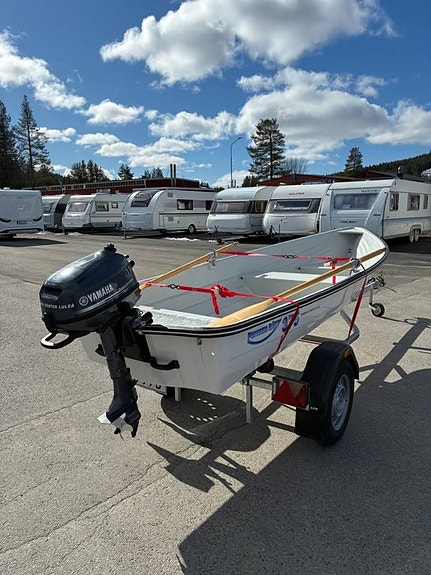 Persson 375 med Yamaha F6 och Trailer 6 of 8