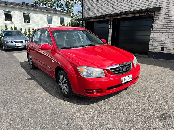 Kia Cerato 2 of 17