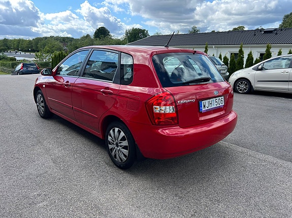 Kia Cerato 7 of 17
