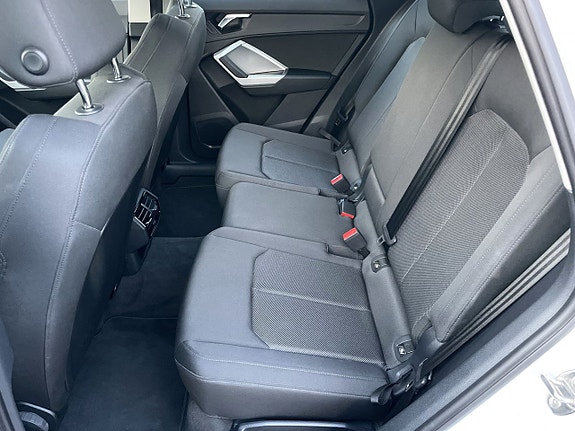 Audi Q3 8 of 10