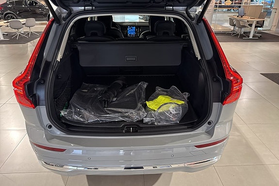 Volvo XC60 13 of 18