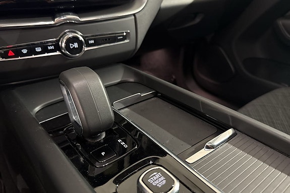 Volvo XC60 18 of 18