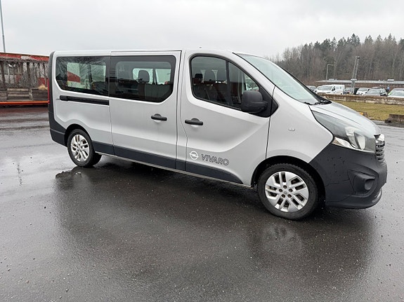 Opel Vivaro 3 of 5