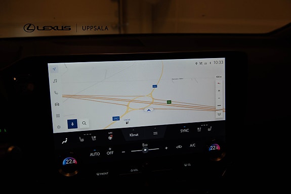 Lexus NX350h 18 of 21