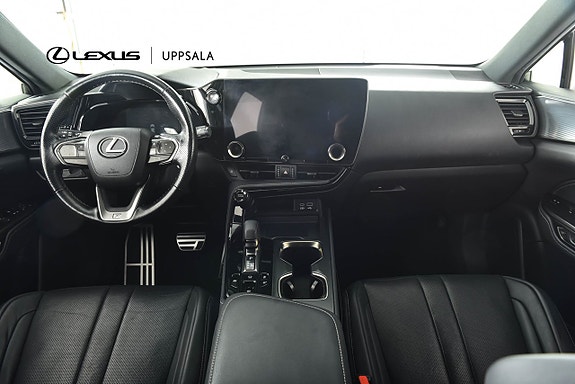 Lexus NX350h 8 of 21
