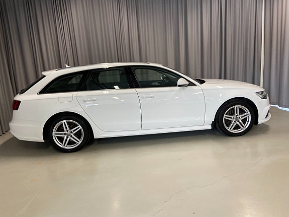 Audi A6 4 of 5