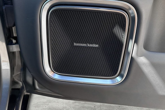 Polestar 4 15 of 16