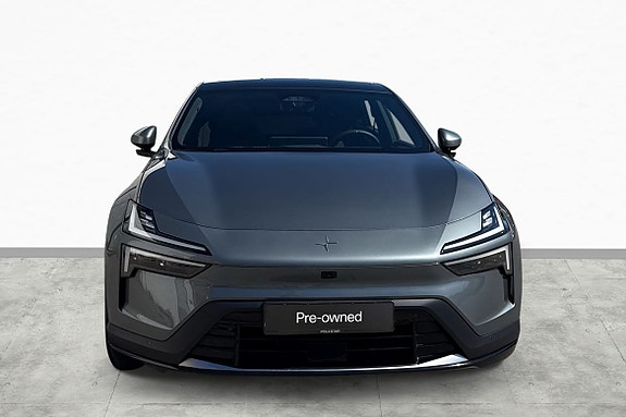 Polestar 4 2 of 16
