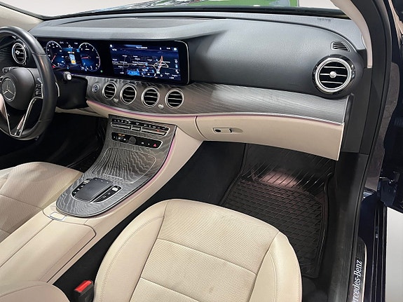 Mercedes-Benz E220 d 16 of 26