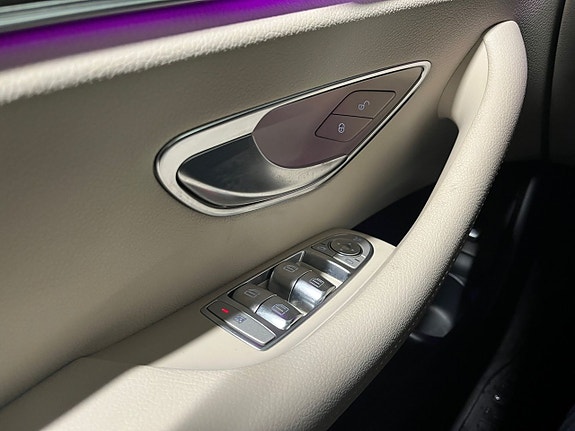 Mercedes-Benz E220 d 20 of 26