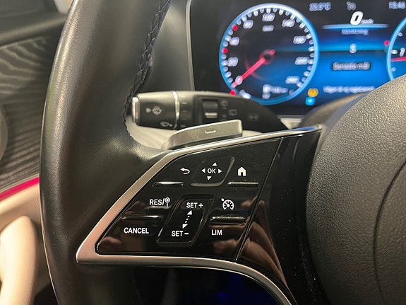 Mercedes-Benz E220 d 23 of 26