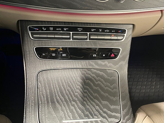 Mercedes-Benz E220 d 9 of 26
