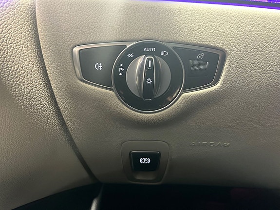 Mercedes-Benz E220 d 22 of 26