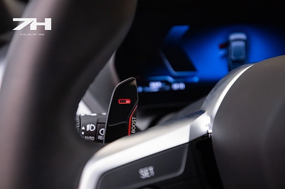 BMW M135i 13 of 29