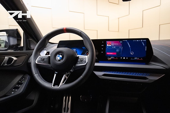BMW M135i 14 of 29