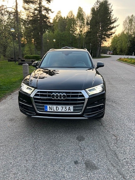 Audi Q5 2 of 2
