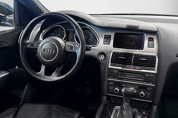 Audi Q7 16 of 30