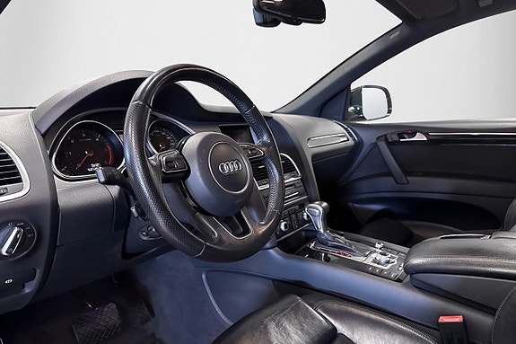 Audi Q7 8 of 30