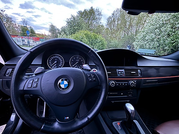 BMW 335i 6 of 12