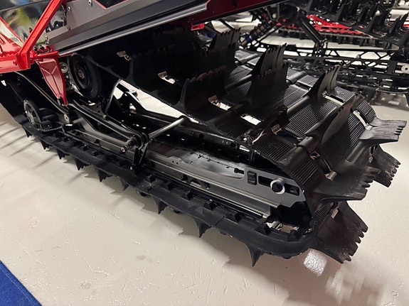 Lynx SHREDDER RE 850 E-TEC TURBO R 3700 - 23 8 of 9