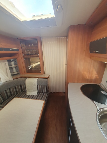 Hobby 560, KMFE DE LUXE, Barnkammarvagn 11 of 12