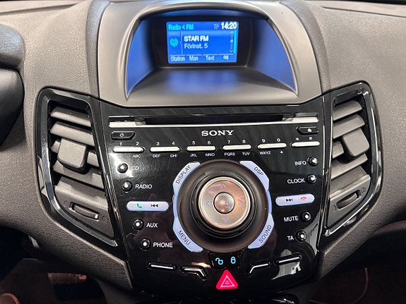 Ford Fiesta 11 of 14