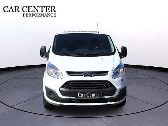 Ford Transit Custom 4 of 5