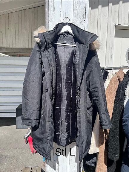 Product image 64 of 77