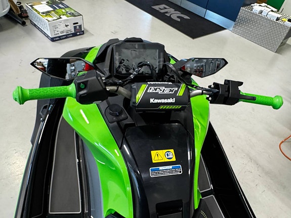 Kawasaki Jet Ski STX 160R 4 of 4