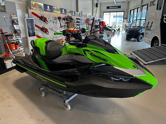 Kawasaki Jet Ski STX 160R 2 of 4