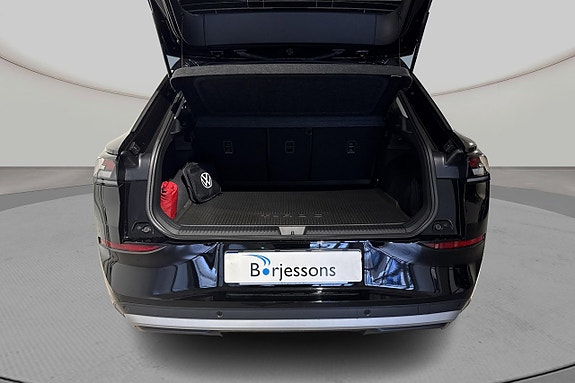 Volkswagen T-Roc 7 of 8
