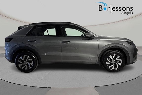 Volkswagen T-Roc 2 of 5