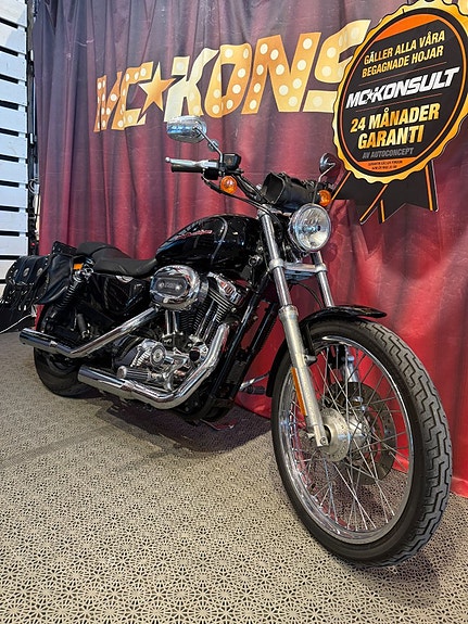 Harley-Davidson SPORTSTER 1200 CUSTOM 2 of 11