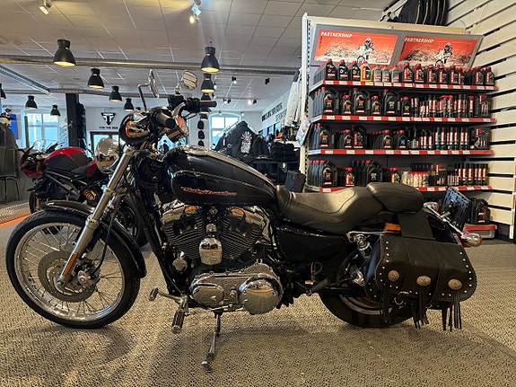 Harley-Davidson SPORTSTER 1200 CUSTOM 7 of 11