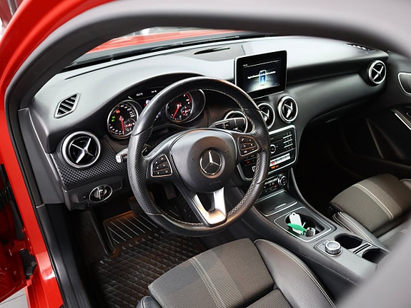 Mercedes-Benz A180 d 12 of 28