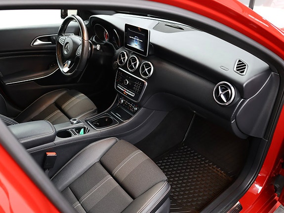 Mercedes-Benz A180 d 25 of 28
