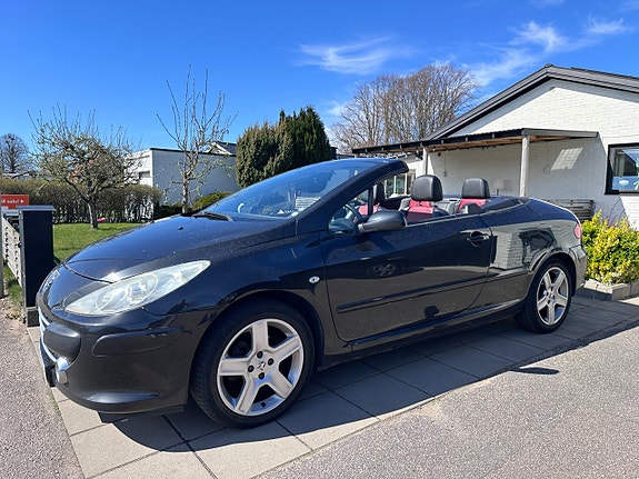 Peugeot 307 CC 3 of 6
