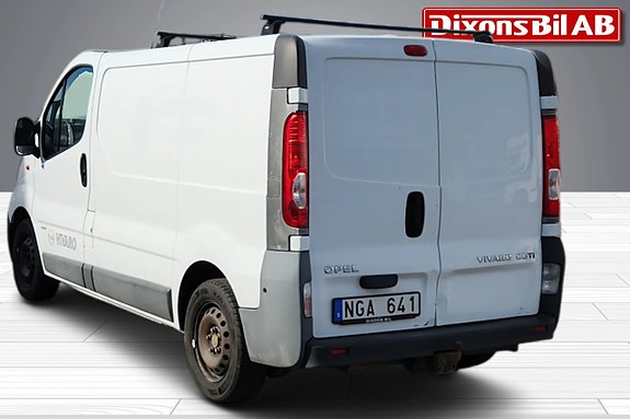 Opel Vivaro 5 of 5