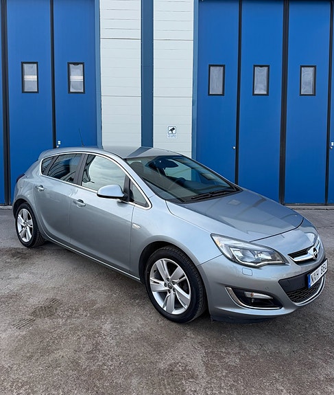 Opel Astra 3 of 5