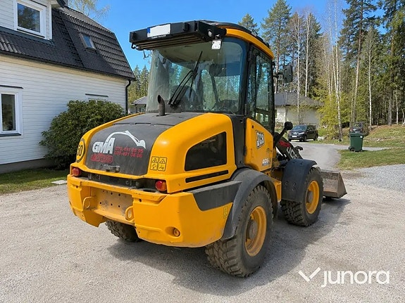 Hjullastare med redskap JCB 409 Nordic Edition Stage V 4 of 30