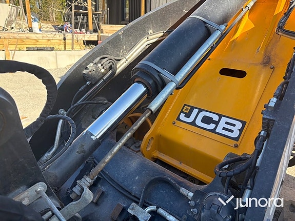 Hjullastare med redskap JCB 409 Nordic Edition Stage V 25 of 30