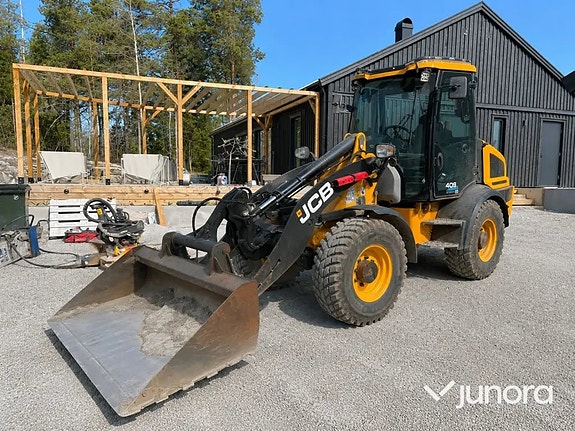 Hjullastare med redskap JCB 409 Nordic Edition Stage V 6 of 30