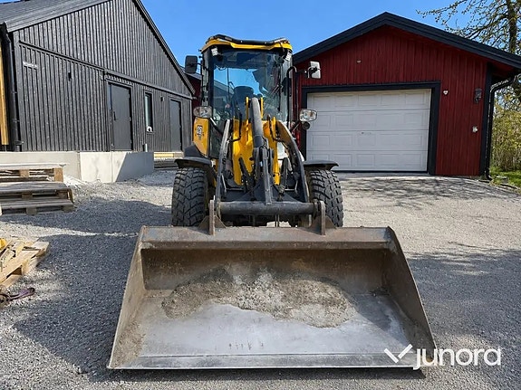 Hjullastare med redskap JCB 409 Nordic Edition Stage V 5 of 30