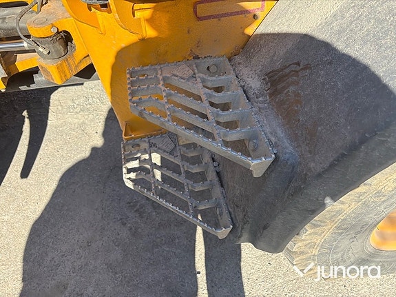 Hjullastare med redskap JCB 409 Nordic Edition Stage V 28 of 30