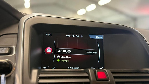 Volvo XC60 14 of 27