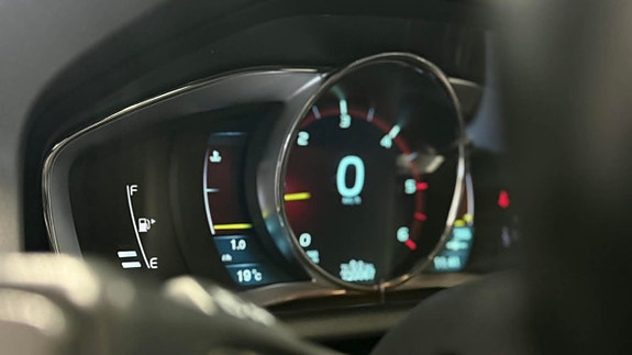 Volvo XC60 15 of 27