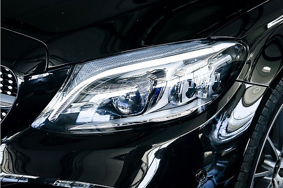Mercedes-Benz C220 d 4 of 27
