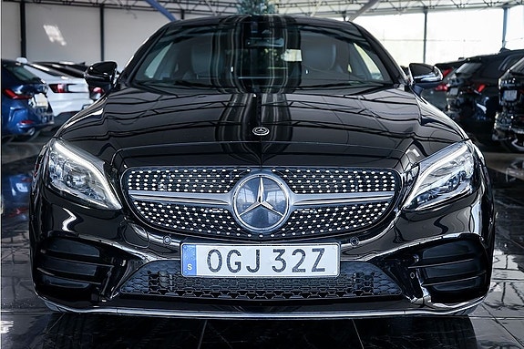 Mercedes-Benz C220 d 2 of 27